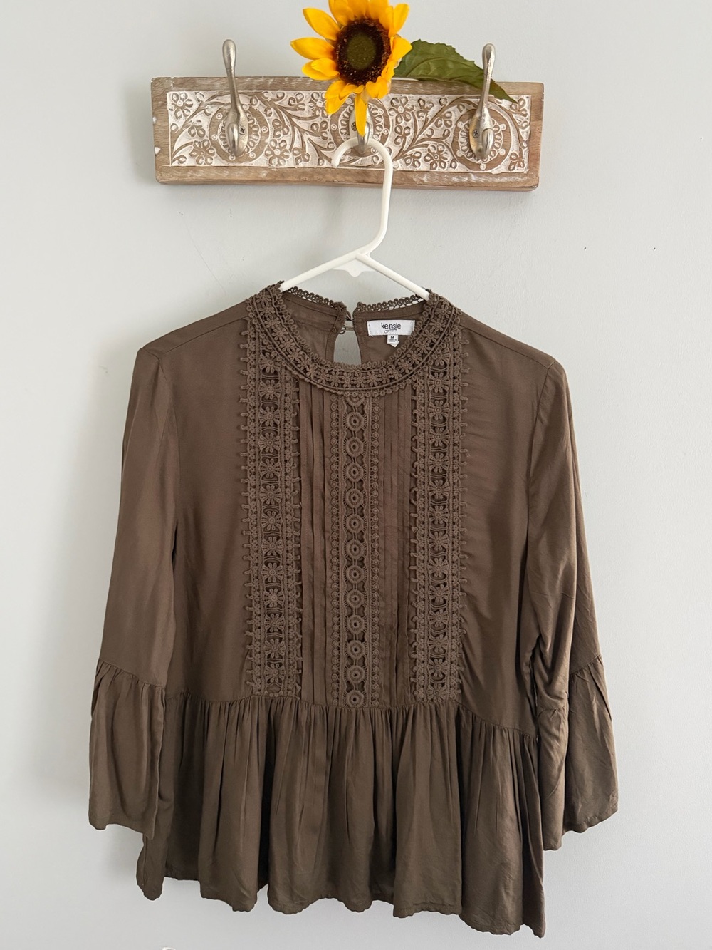 KENSIE JEANS Women’s Peplum Bell Sleeve Embroidered Top-Olive Green-Size Medium